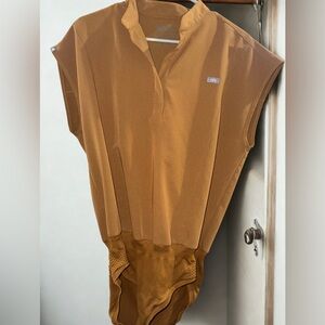 🩺WOMENS Figs Bodysuit Rafaela in Earth. SIZE M 🩺